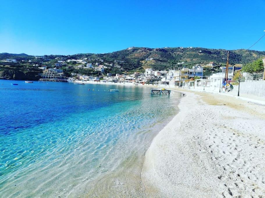 Lenico Beachfront Suites Agia Pelagia Dış mekan fotoğraf