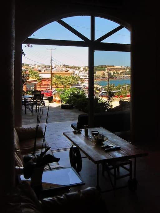 Lenico Beachfront Suites Agia Pelagia Dış mekan fotoğraf